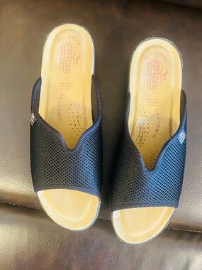 Fly flot size 9.5